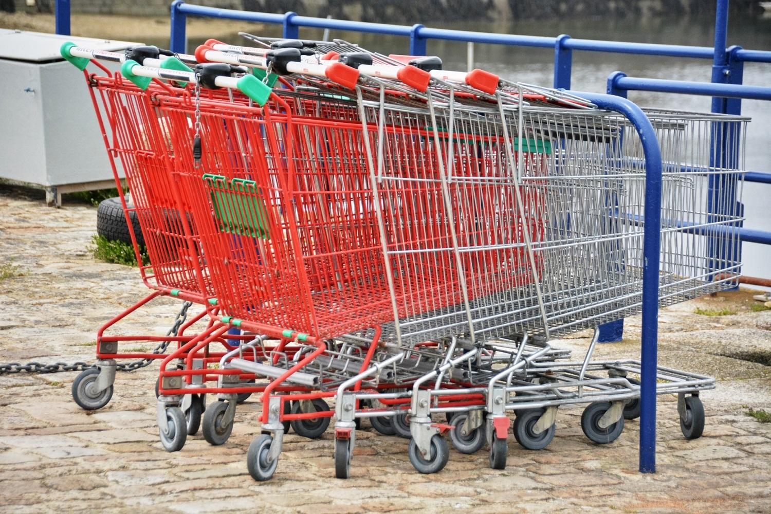 Commercio: ecco l’elenco dei comuni per i quali è ammessa l’apertura nei giorni domenicali e festivi Decisione della Giunta su proposta dell’assessore Roberto Failoni.