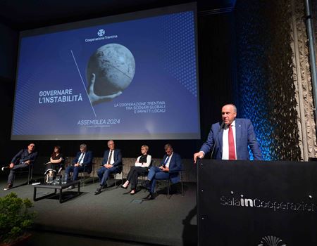 Intervento Mario Tonina assessore provinciale Cooperazione