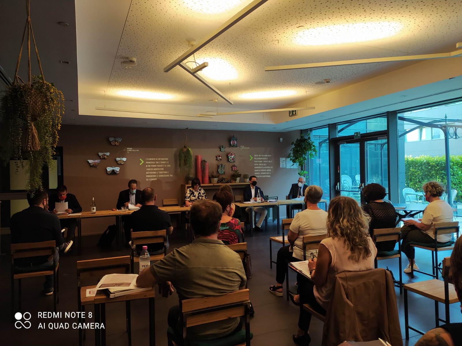 Risto3, la pandemia rallenta il fatturato ma non minaccia la solidità che resta forte Ieri l’assemblea della cooperativa ha registrato un’alta partecipazione di soci e socie (76%), segnale di attaccamento e fiducia.