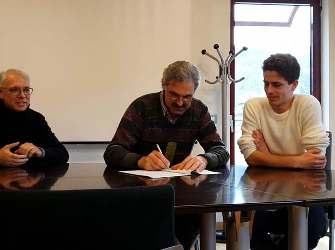 Borgo Valsugana: “I sogni che volano” è una associazione cooperativa scolastica E’ nata alcuni giorni fa e ha concretizzato la volontà di studentesse e studenti della terza classe (indirizzo: addetti al servizio vendite) dell’Istituto Enaip di Borgo Valsugana.