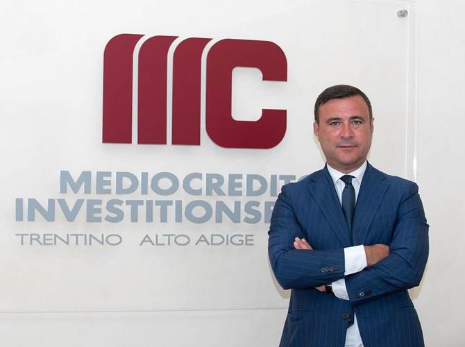 Zamperla emette un nuovo minibond  Mediocredito Trentino Alto Adige è l’advisor e l’arranger Antonio Zamperla Spa, produttore di attrazioni per parchi di divertimenti, leader a livello mondiale con sede in Altavilla Vicentina, ha emesso un nuovo minibond di 1,5 milioni di Euro con scadenza 2023, garantito dal  Fondo Europeo per Investimenti. Advisor e arranger dell’operazione è Mediocredito Trentino Alto Adige.