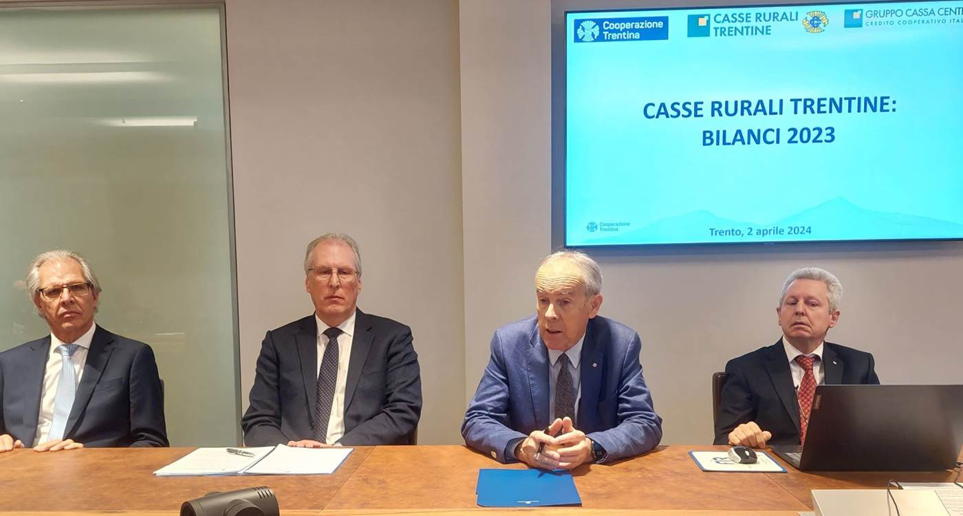 D sinistra Liber Mucchi Simoni Visetti