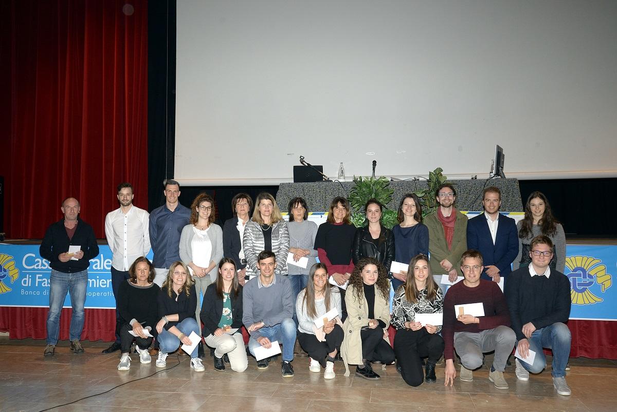 L’Auditorium intercomunale di Transacqua ha fatto da cornice alla cerimonia di assegnazione delle borse di studio a ben 94 studenti tra diplomati e laureati. 