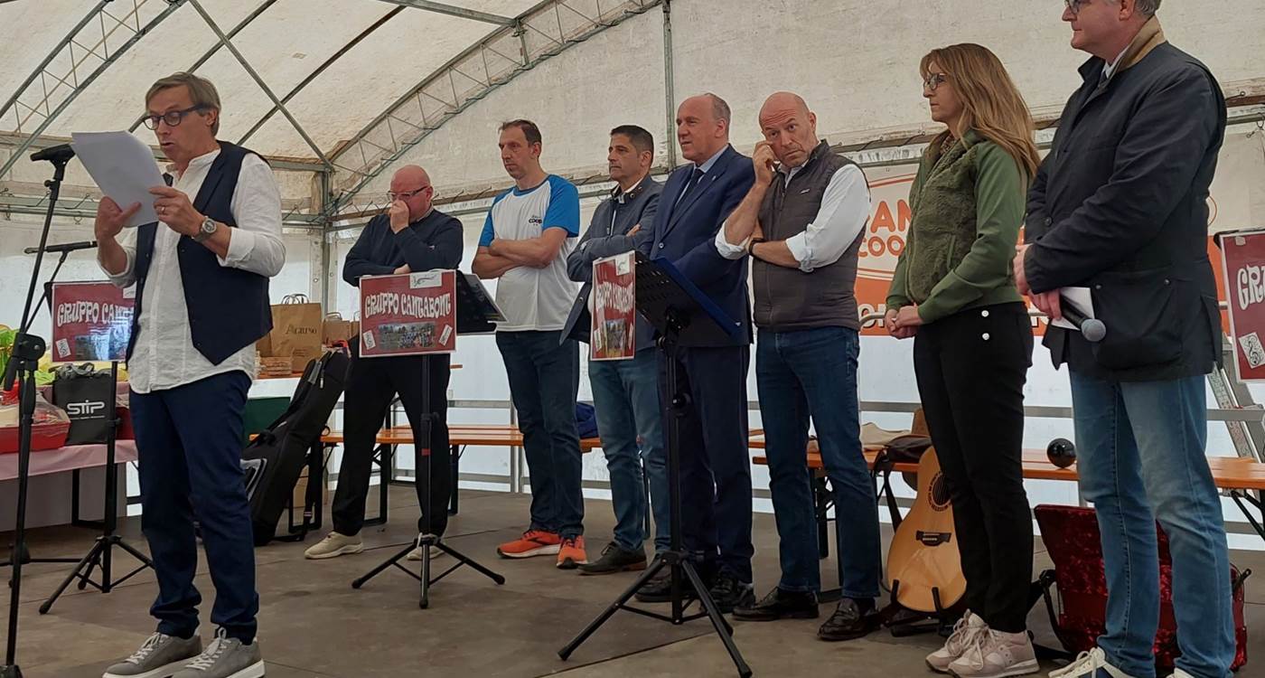 Il presidente Tiziano Bazzoli durante la sua relazione
