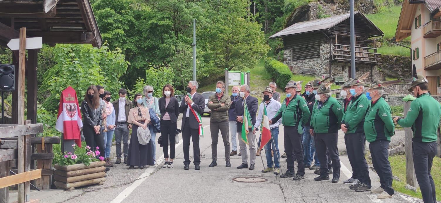 Il progetto Coliving approda a Canal San Bovo Anche la valle del Vanoi prenderà parte al progetto Coliving per il ripopolamento dei piccoli paesi del Trentino. Un progetto pilota già sperimentato in modo positivo di recente a Luserna e che ora si sta allargando ad altri i del Trentino.