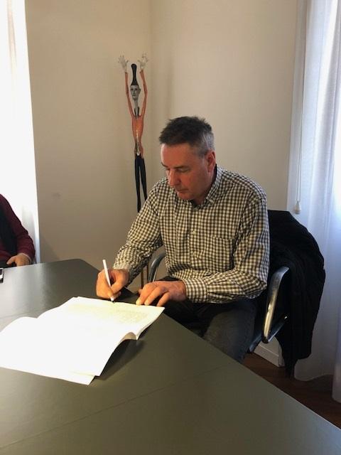 E’ nata la cooperativa Abitare Aldeno La firma dell’atto costitutivo ha segnato la nascita di una nuova realtà dell’abitare a servizio della località della Destra Adige. Il presidente è Mauro Coser.