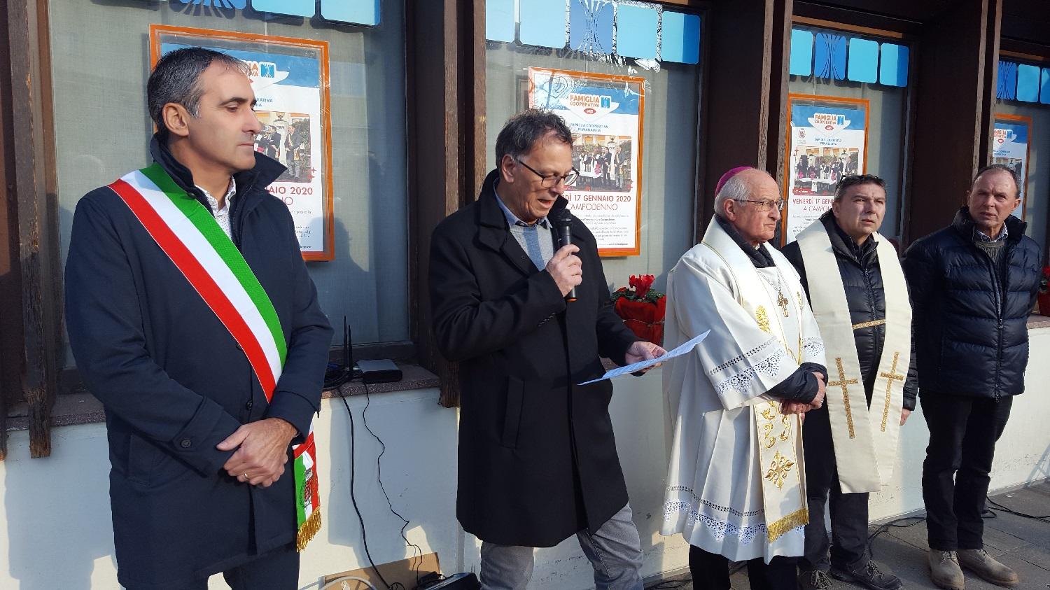 Nella località della Val di Non l’evento itinerante promosso dalla Famiglia Cooperativa Primanaunia. Itinerante perché, di anno in anno, viene ospitato nei centri serviti dai punti vendita della cooperativa di consumo.