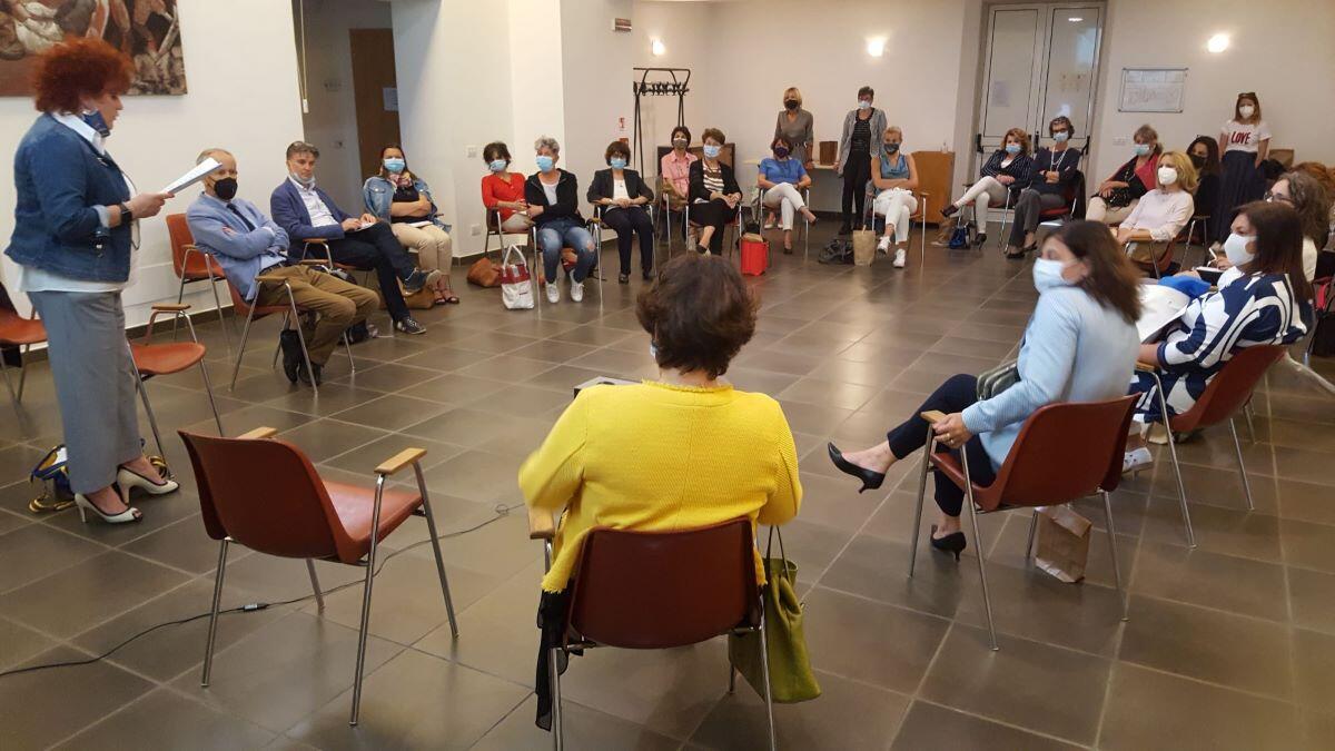 Cooperative, governance sempre più rosa Negli ultimi 10 anni le amministratrici di cooperativa sono passate dal 15% al 24,1%. Le presidenti dall’11,6% al 19,6%. Merito (anche) della formazione e dell’attività di rete proposta dall’Associazione Donne in Cooperazione che ha tenuto la propria assemblea.