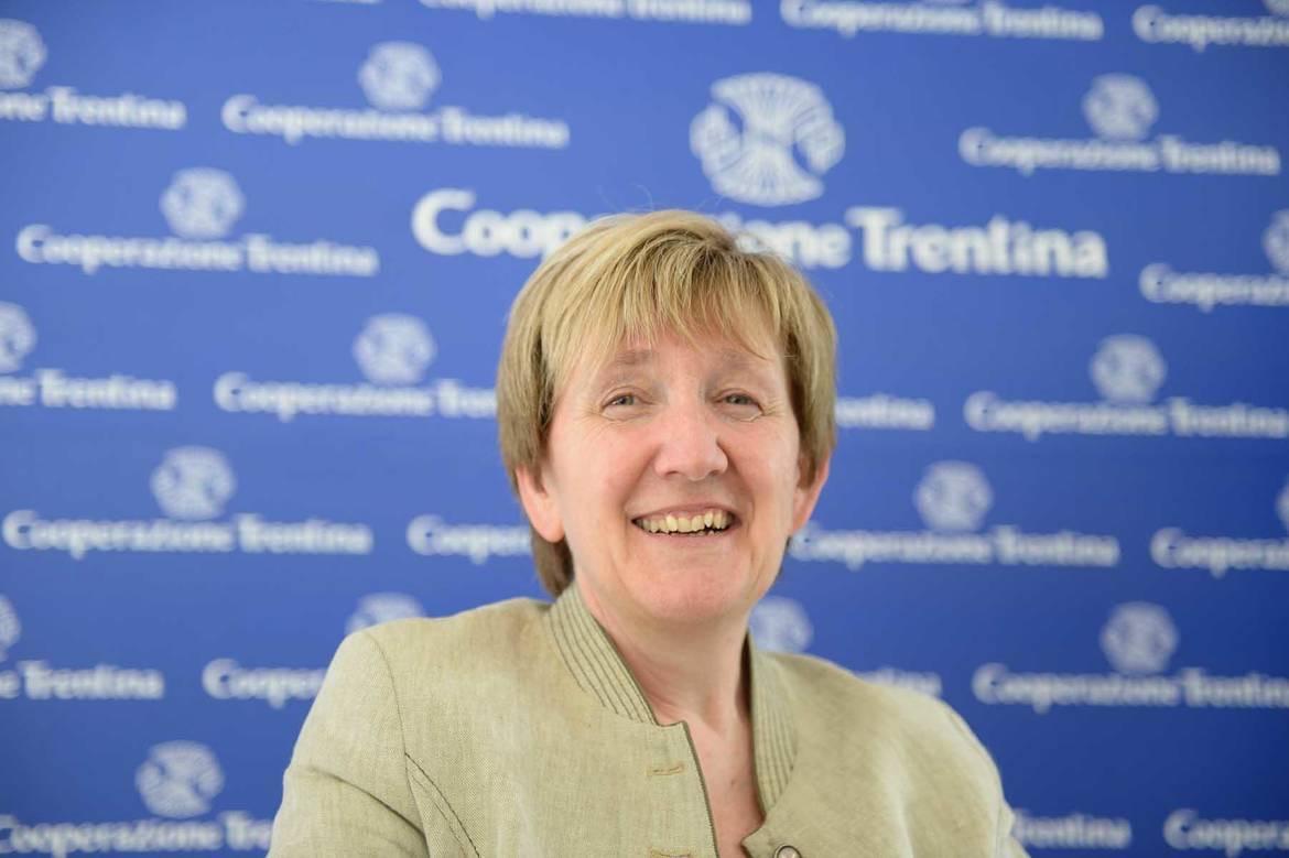 Mattarei: identità e partecipazione nella Editoriale della presidente Marina Mattarei sul tema dell’identità cooperativa e partecipazione dei soci.