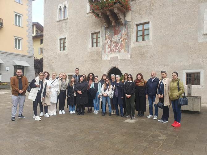 la delegazione dalla Macedonia del Nord