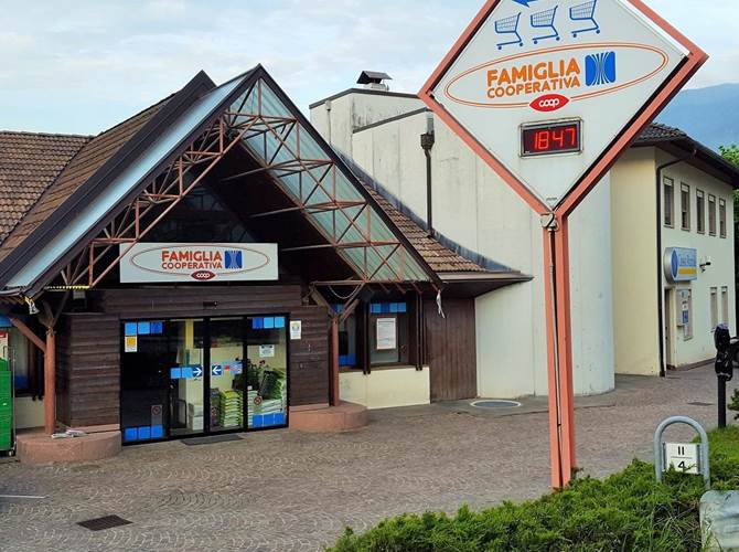 Concluse le assemblee di zona della Famiglia Cooperativa Primanaunia A Campodenno quinto e ultimo incontro per i soci della cooperativa di consumo in previsione dell’assemblea generale di giovedì 30 maggio a Vigo di Ton.