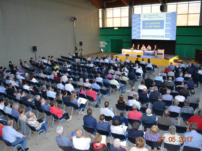 Cassa Rurale Valsugana e Tesino incontra i soci nelle preassemblee Si parte il 6 aprile. Si chiude il 14 aprile. Cinque preassemblee, in Trentino e in Veneto, per offrire un’anteprima dei risultati che hanno caratterizzato il bilancio 2017 dell’istituto di credito cooperativo.