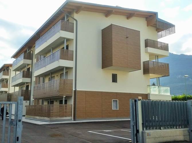 Via Maccani a Trento