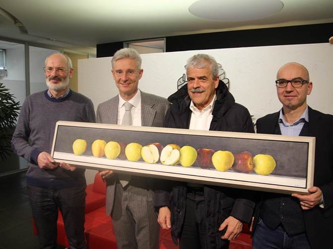 A Trento il 15 febbraio convegno sulla mela e l'arte, con Philippe Daverio Agricoltura integrata, i produttori trentini rispettano i protocolli di qualità. I risultati dei controlli 2018 presentati oggi da Apot.La mela nell’arte, al sociale di Trento evento con Philippe Daverio. L’incontro pubblico punta a valorizzare la frutticoltura del territorio attraverso l’arte e la storia, componenti partecipative del tessuto sociale, culturale ed economico.