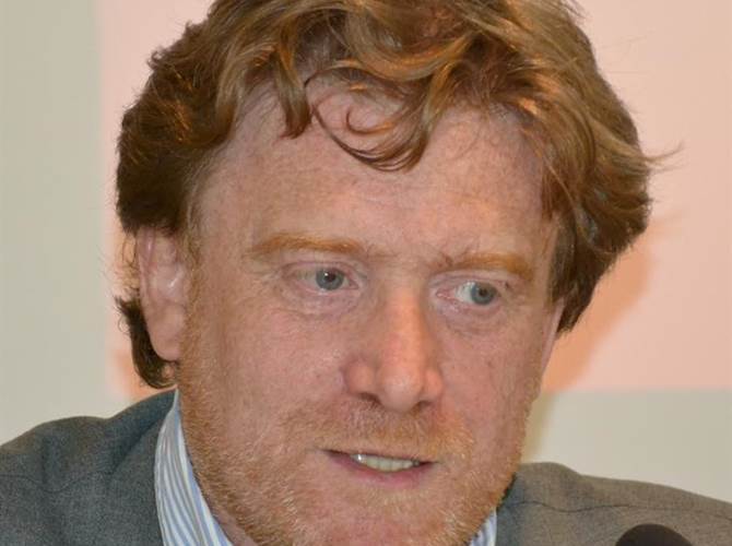 “Tempo di lavoro... Tempo di famiglia e bene comune Dialogo con Johnny Dotti. Appuntamento in calendario lunedì 9 aprile alle ore 20.30 allo Studentato Nest di via dei Solteri 97 a Trento.