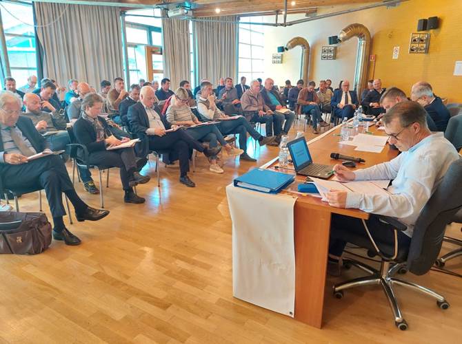 Panoramica assemblea