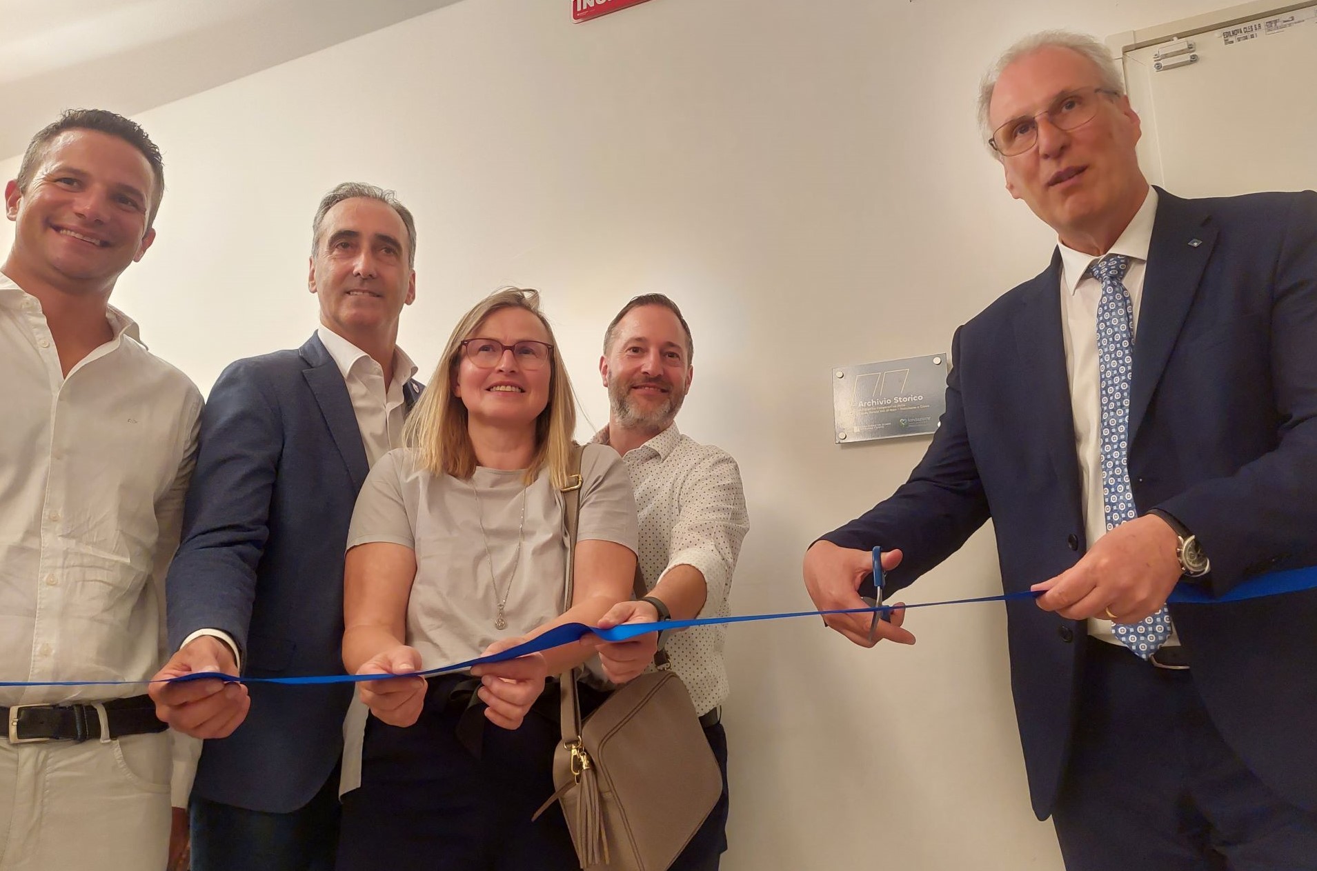 Il presidente Mucchi inaugura l'archivio storico