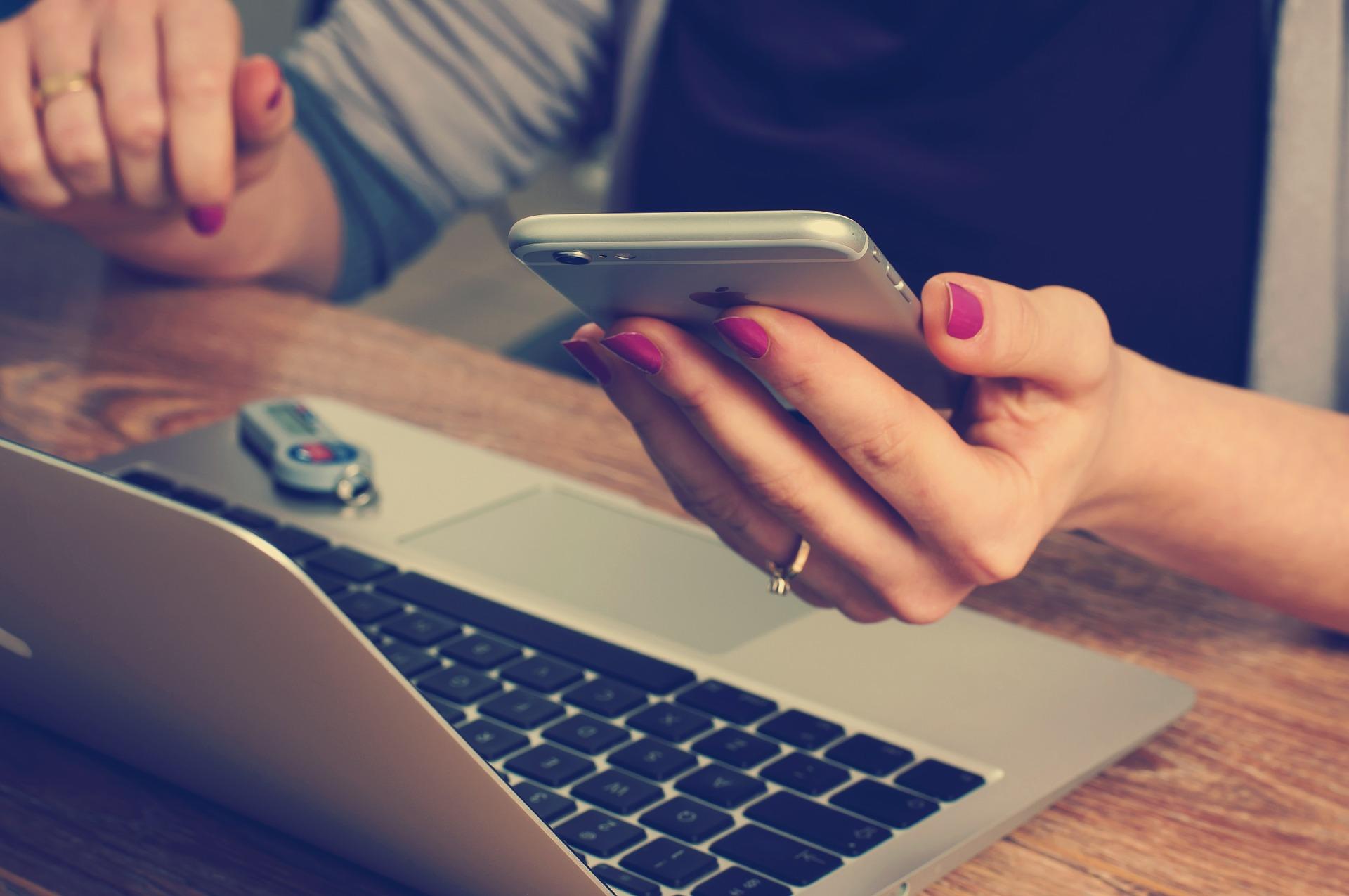 La conferenza “Female (un)employment &amp; Work-life balance”, che si terrà mercoledì 7 marzo dalle 9.00 alle 17.30 presso la sala Depero del Palazzo della Provincia a Trento, offre un'opportunità unica per riflettere sulle attuali tendenze europee e regionali in tema di promozione dell'occupazione femminile e conciliazione tra lavoro e vita familiare, per apprendere dalle buone pratiche e discutere i futuri percorsi all'interno delle azioni del Fondo sociale europeo, e non solo.