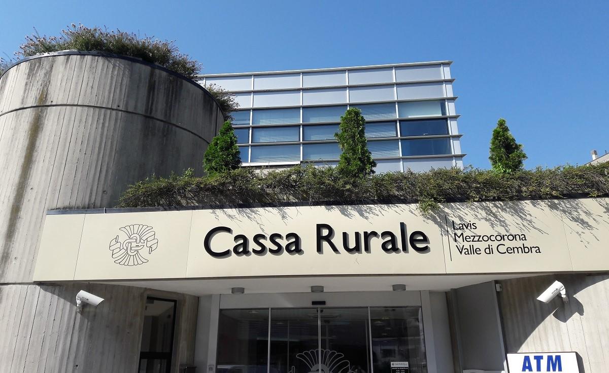 Soci e clienti dell’istituto di credito cooperativo possono prenotare il servizio, garantito da Caf Acli, presso le sedi della Cassa Rurale a Lavis e a Mezzocorona.