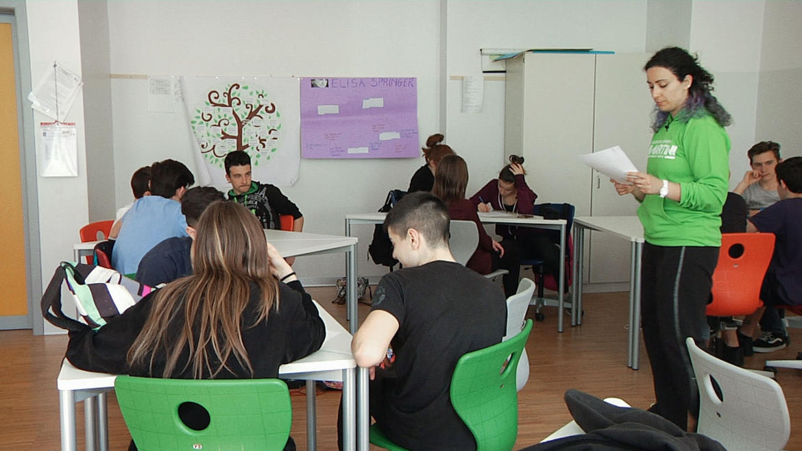 Cooperativa Formativa Scolastica: il progetto continua Rinnovato il protocollo di intesa tra la Provincia Autonoma di Trento e la Federazione Trentina della Cooperazione. Nell’anno scolastico in corso sono state create 11 Cooperative Formative Scolastiche che si uniscono alle 29 già attive. Coinvolti un migliaio di studenti delle scuole superiori.